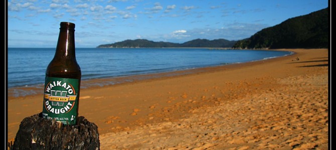Waikoropupu a plážink v Totaranui – Nový Zéland