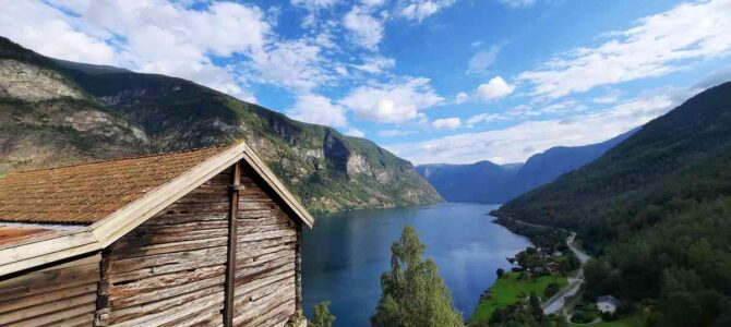 Den 21. Flam, Otternesvegen, Soknefossen, kráter po dopadu Meksikovegen a Moss